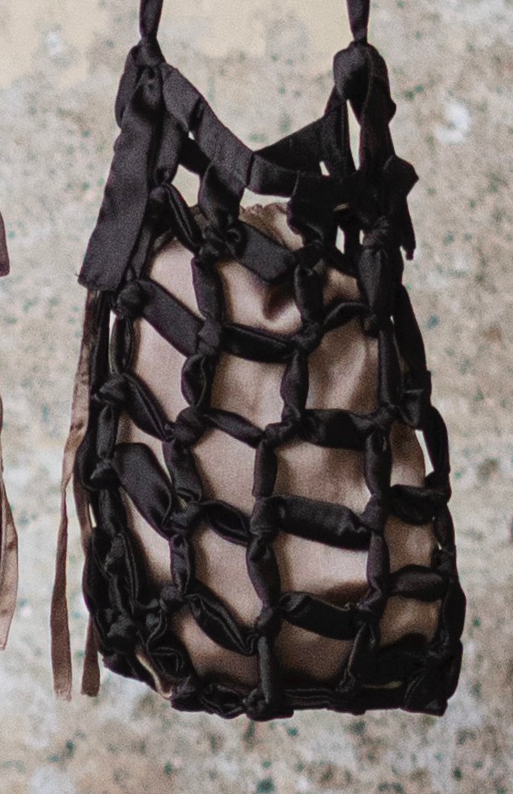 BOLSITO NUDOS LODO DE SKANDAL