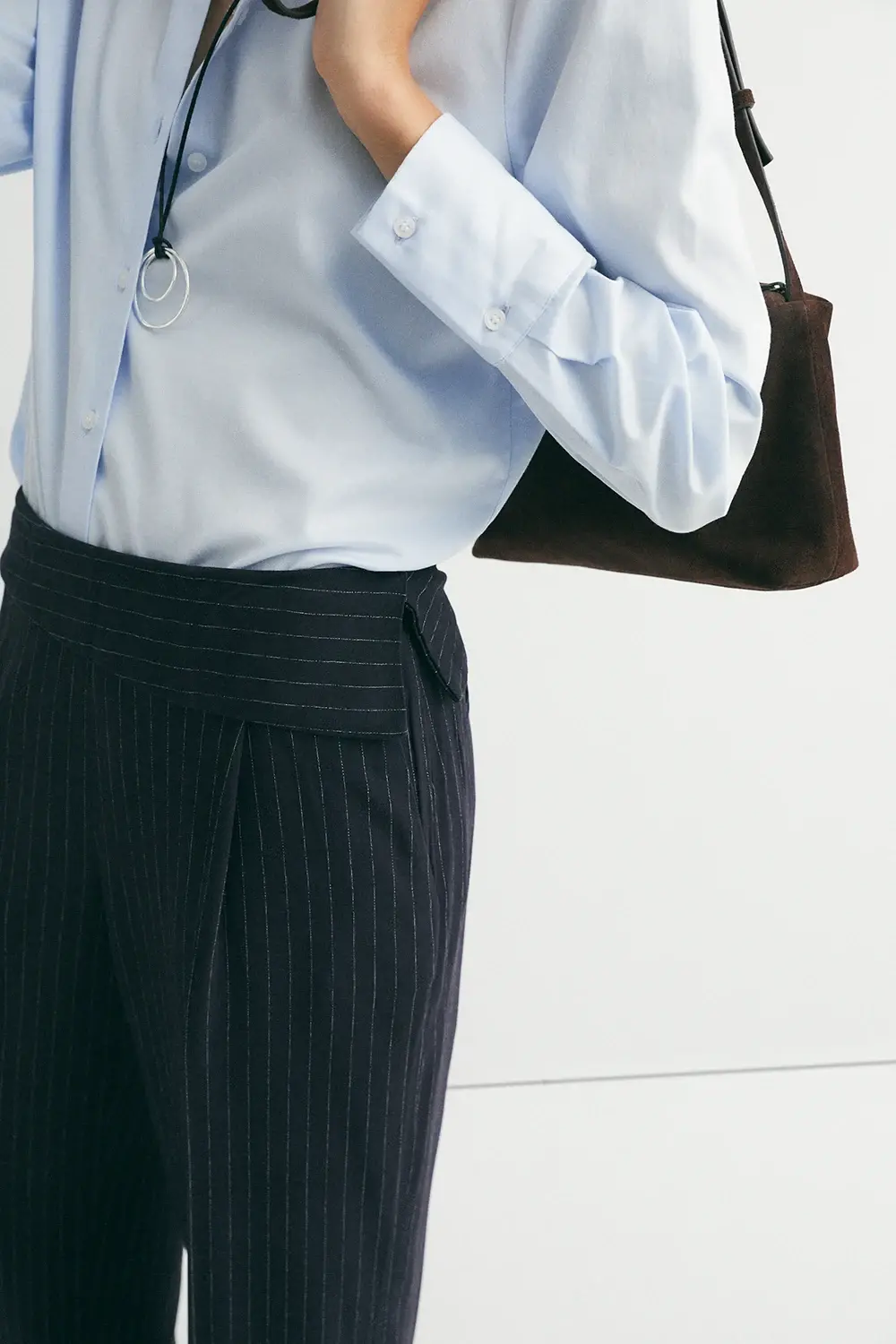 camisa-minimal-azul-mod-oi26-eseoese-7adl