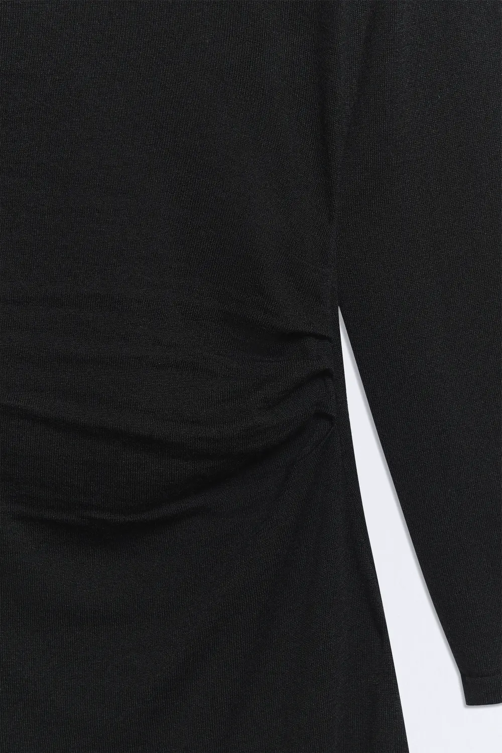 vestido-moore-negro-silueteado-oi26-eseoese-3adl